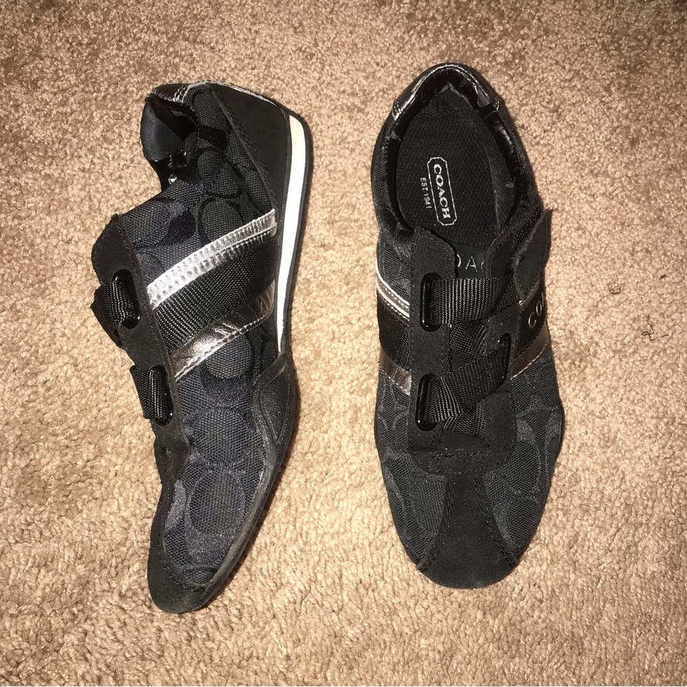 Coach flat sneakers, minor inside damage (pic 5).
